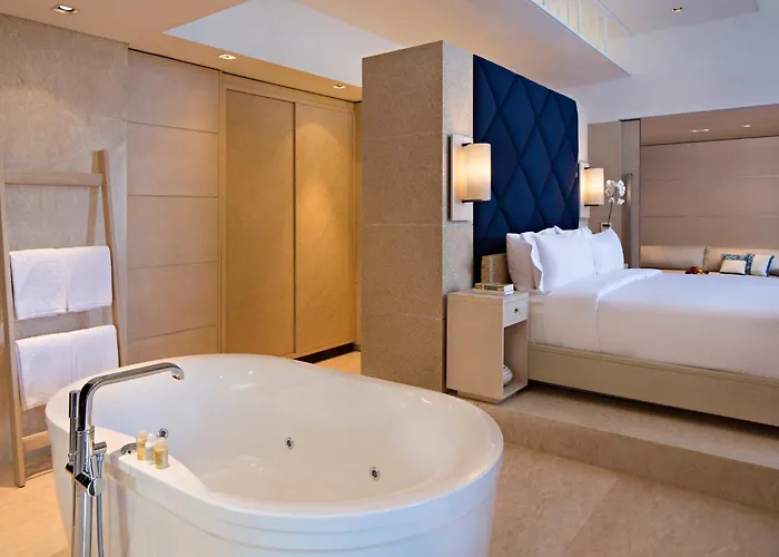 Uma Курортный комплекс 5*